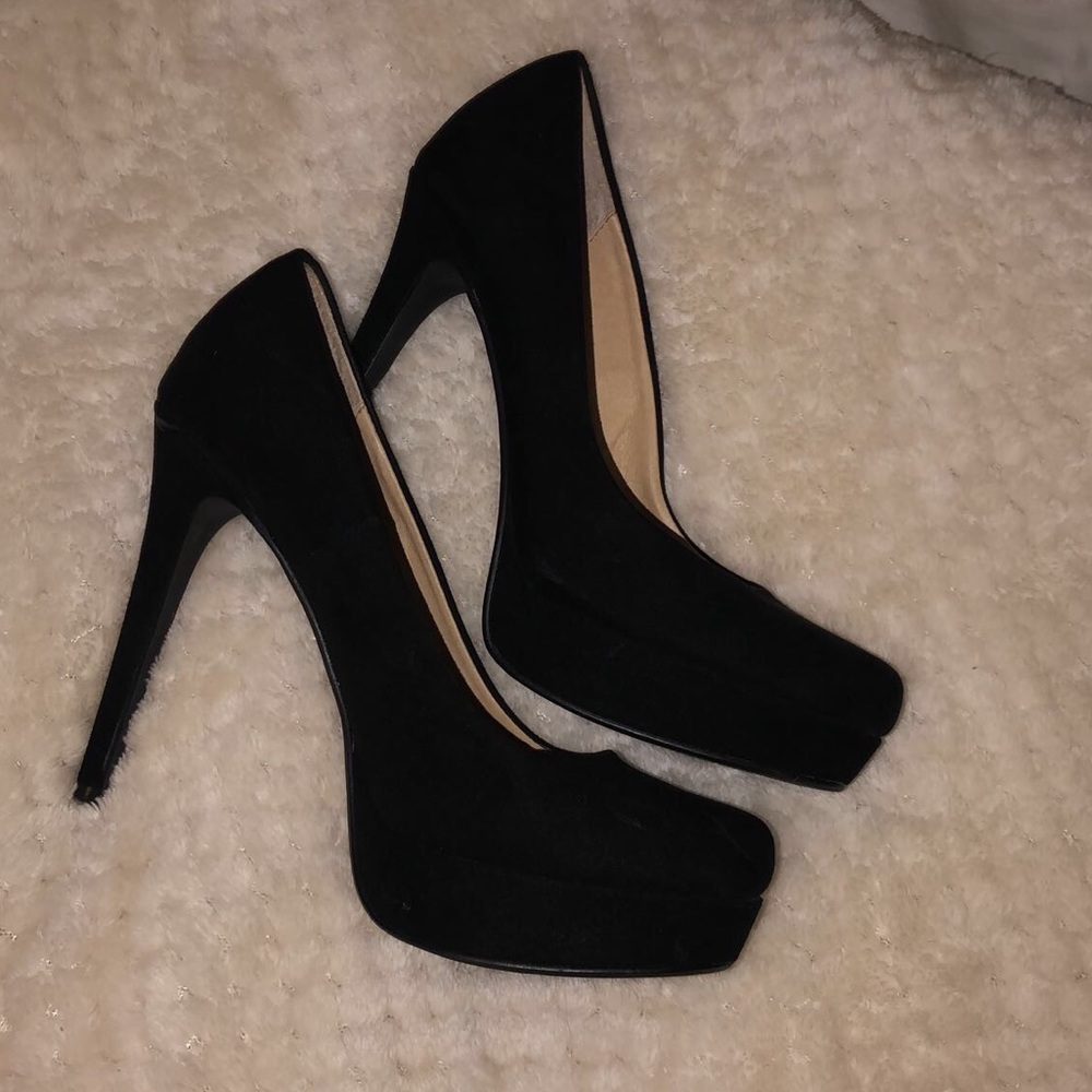 Black heels